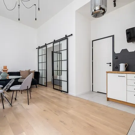 For Two - Krowoderska 21 Street